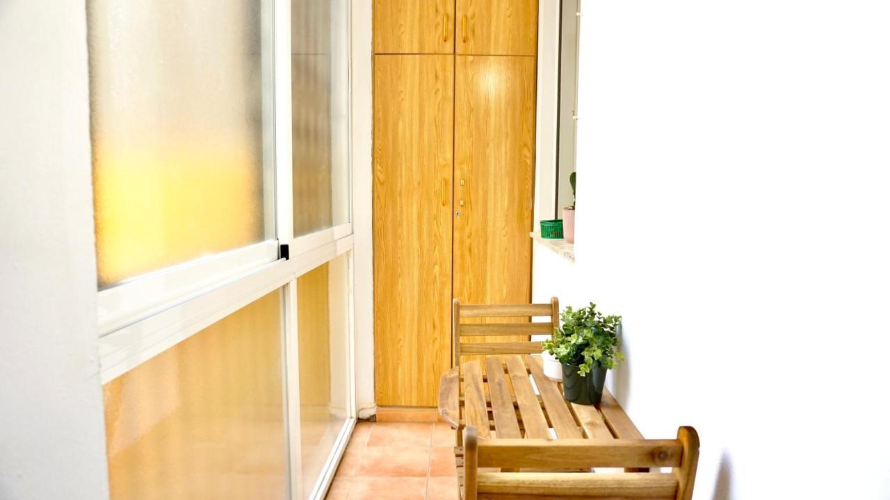 Cervantes Prime Valencia Exterior foto